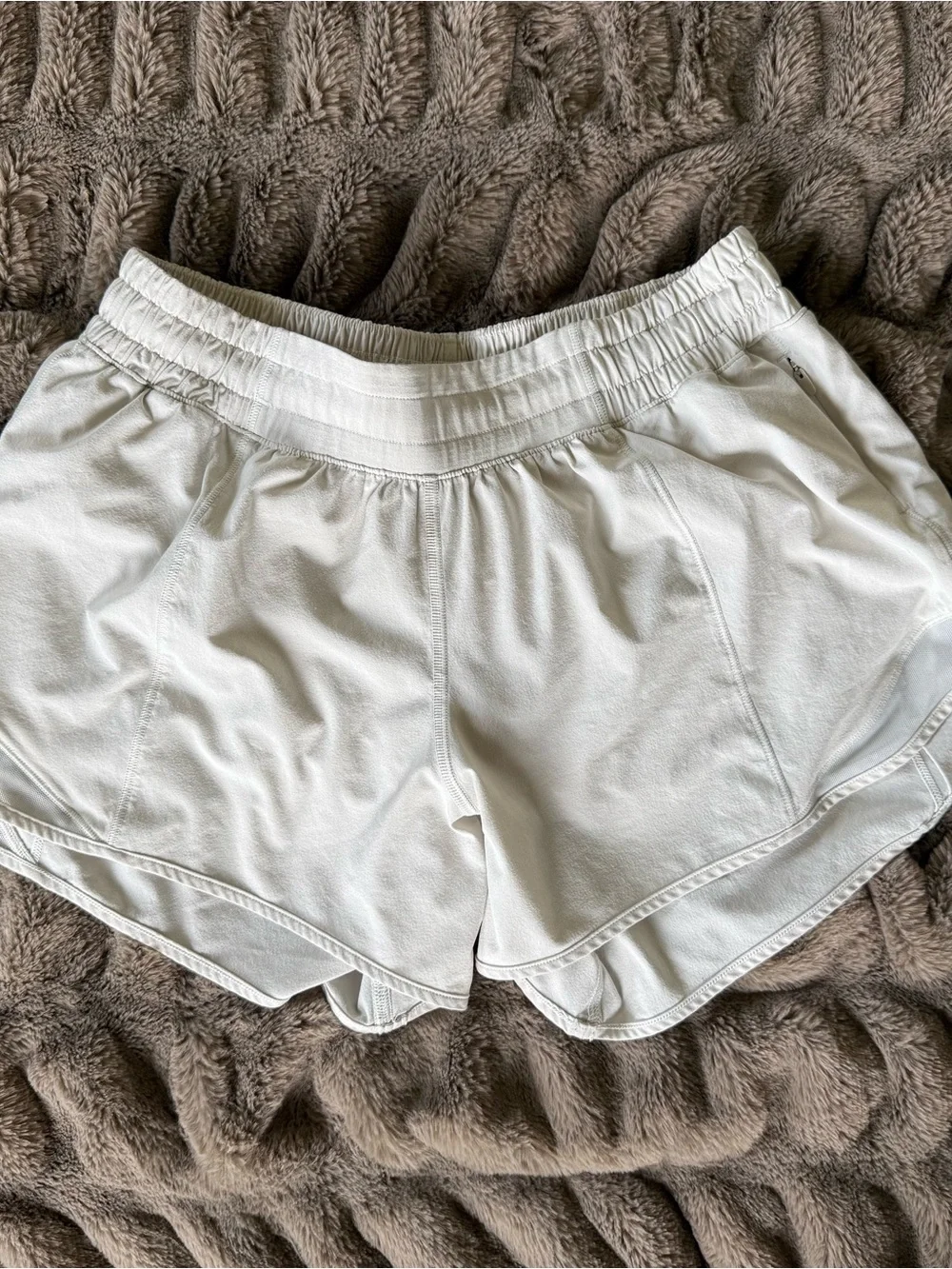 Lululemon Hotty Hot Low Rise